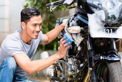 Cara Menghilangkan Lecet di Motor Tanpa Mahal, Tak Perlu ke Bengkel!