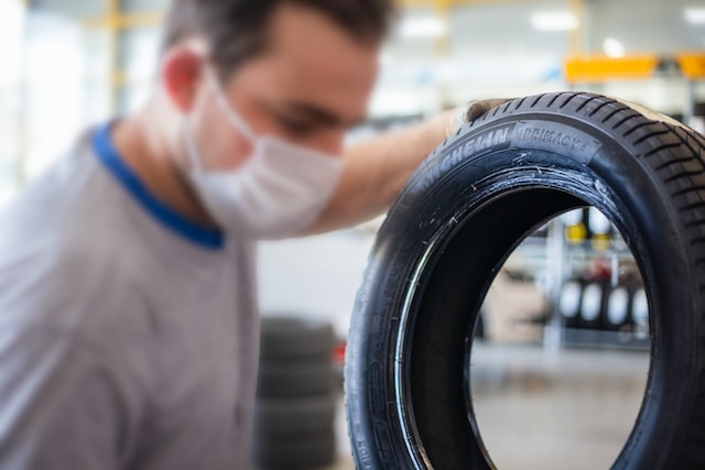 7 Merk Ban Motor Tubeless Terbaik dan Apa Kelebihannya