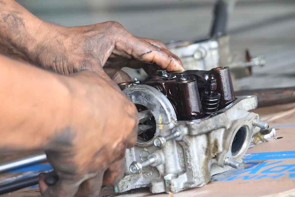 Ini Kisaran Biaya Servis Motor Honda dan Tip Memilih Servis Terbaik